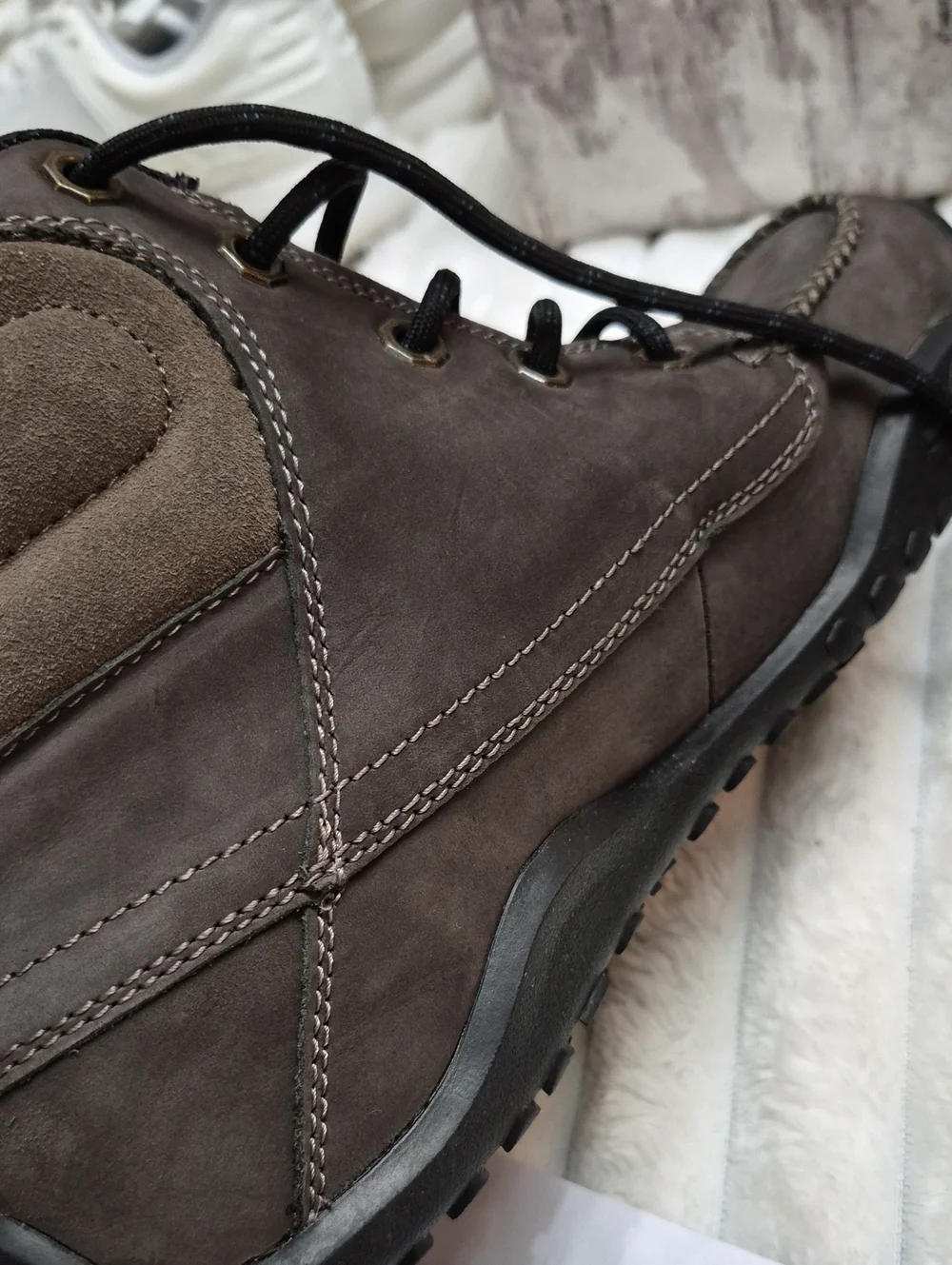 Kuru Quest Men's Sz 9.5 M Hiking Trail Boots $189